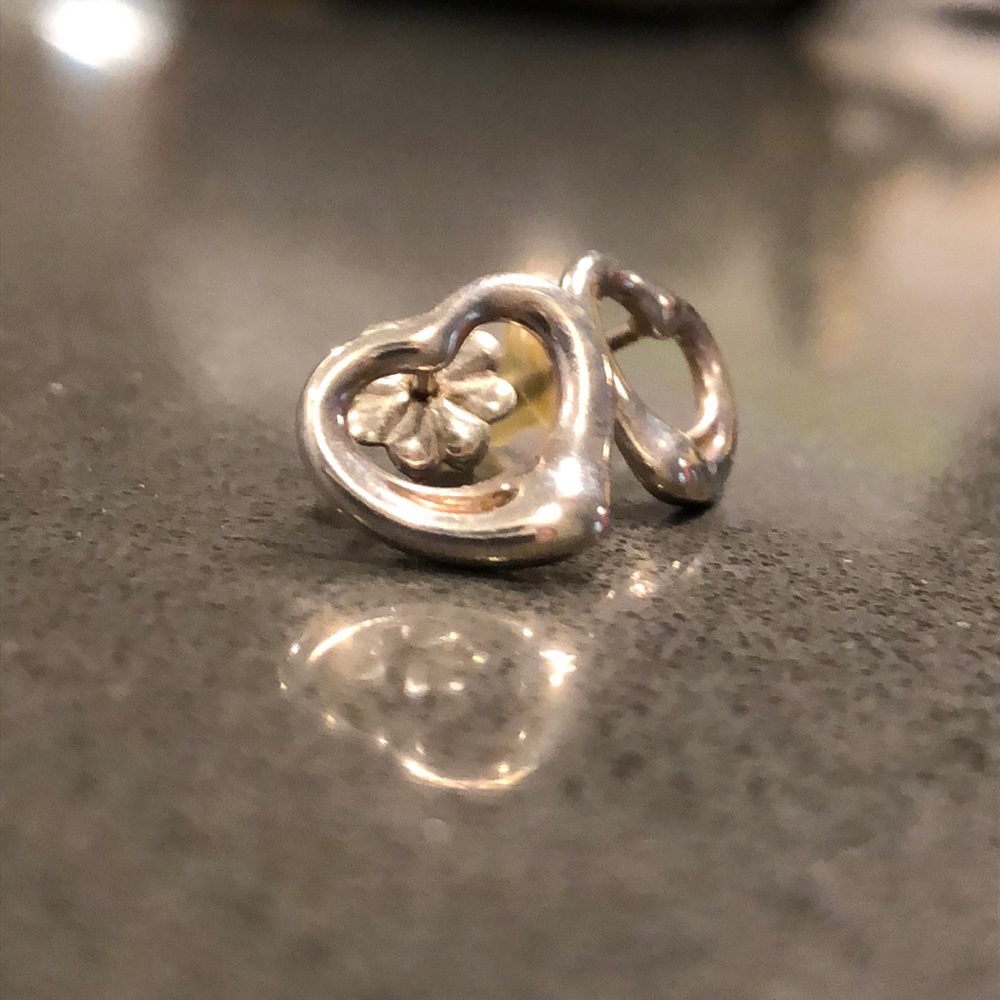 Tiffany Elsa Peretti Heart Earrings